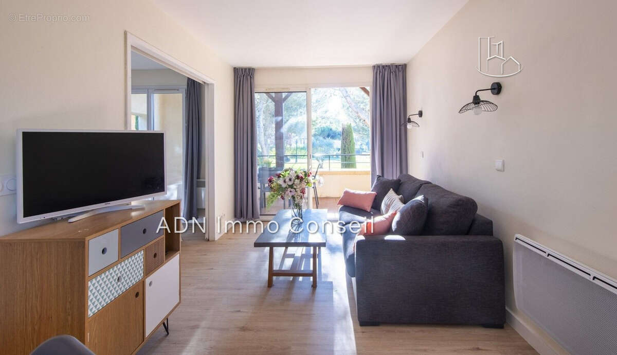 Appartement à MALLEMORT