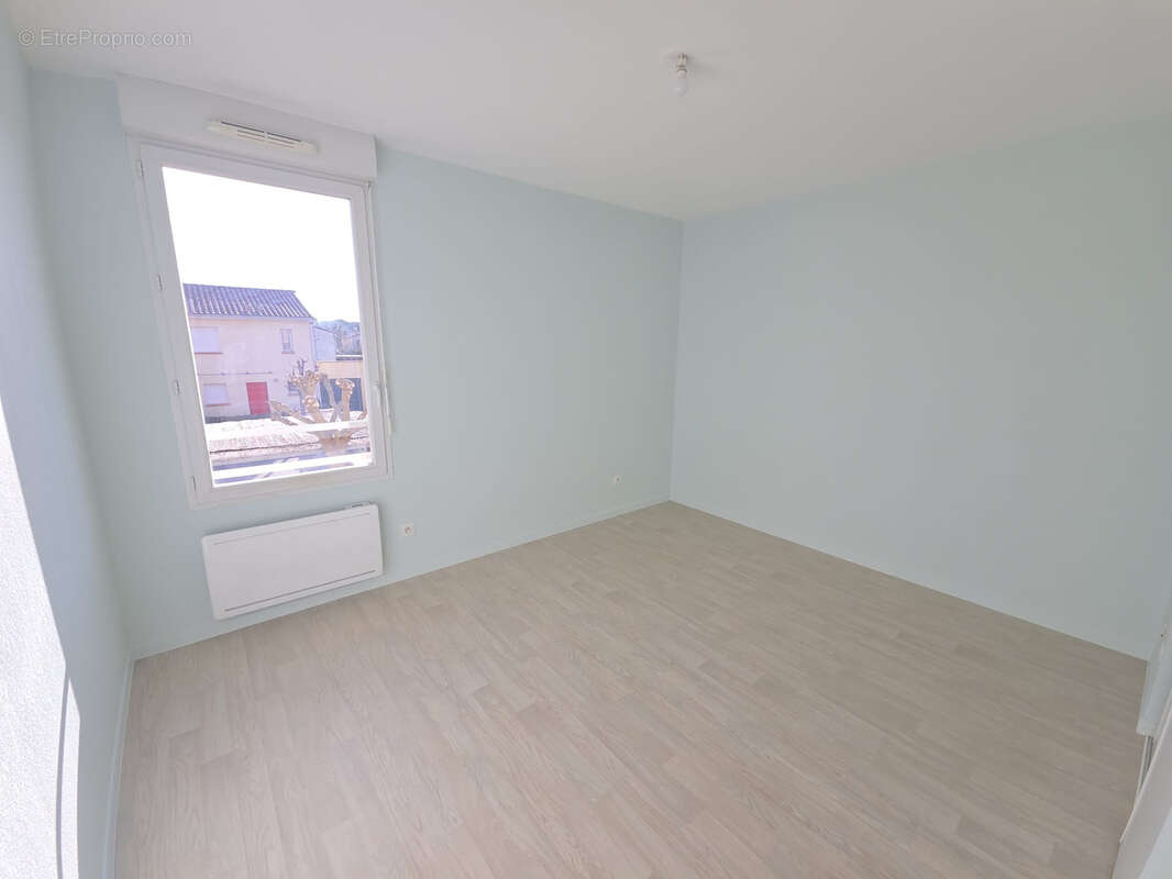 Appartement à CASTELGINEST