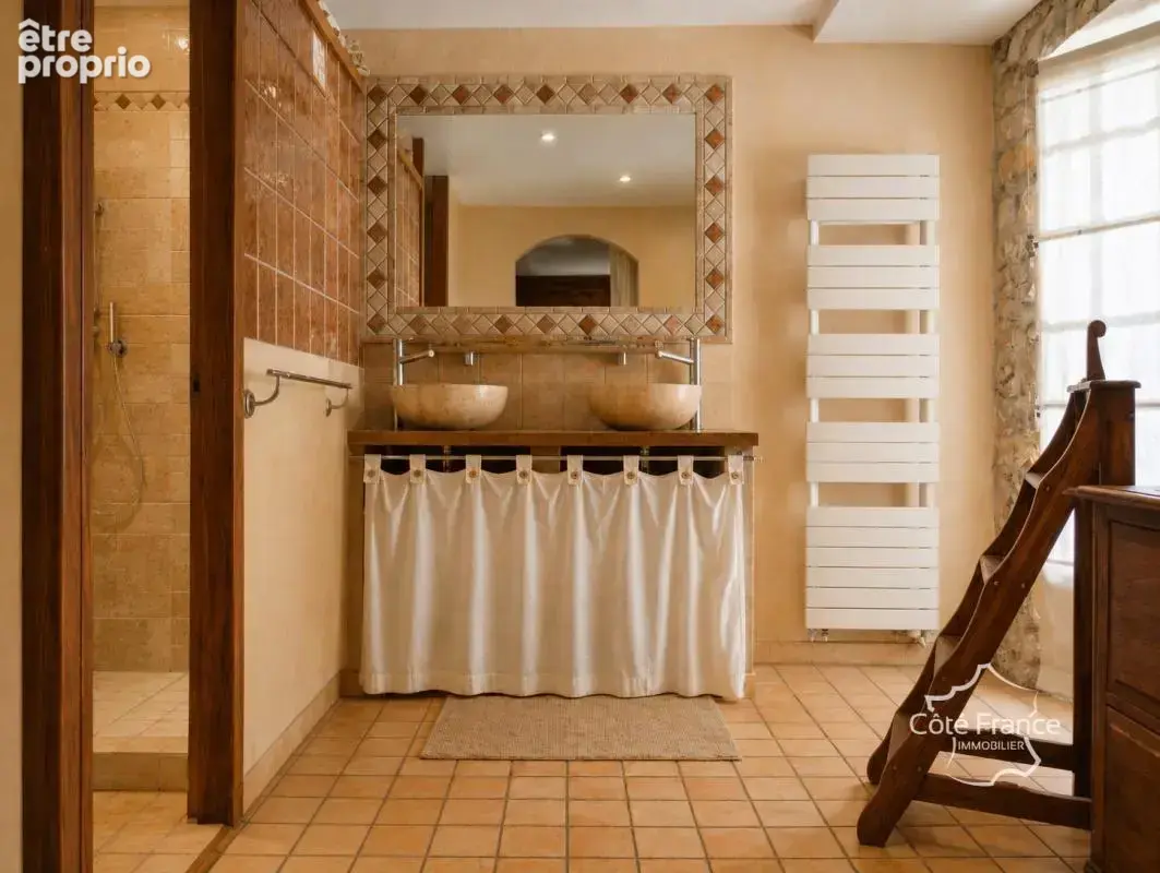 Propriété de charme 340m2 avec piscine, jacuzzi, ruisseau, 2 - photo 13