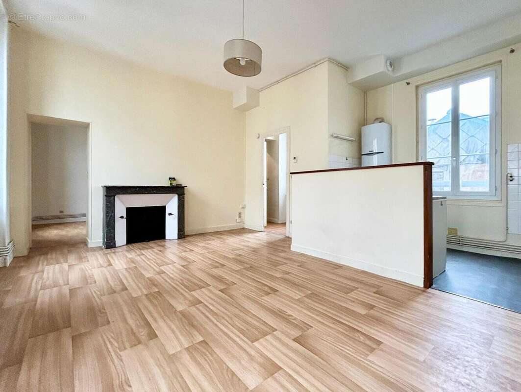   - Appartement à ANGERS