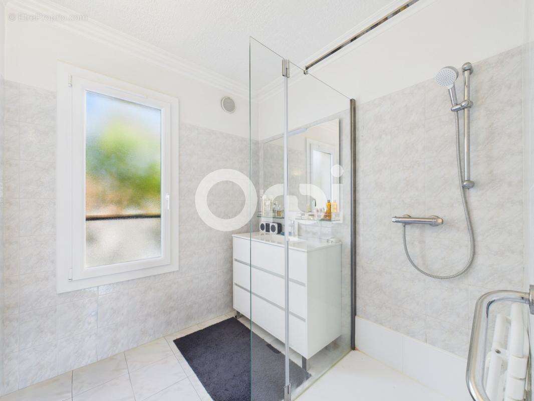 Maison à MANDELIEU-LA-NAPOULE