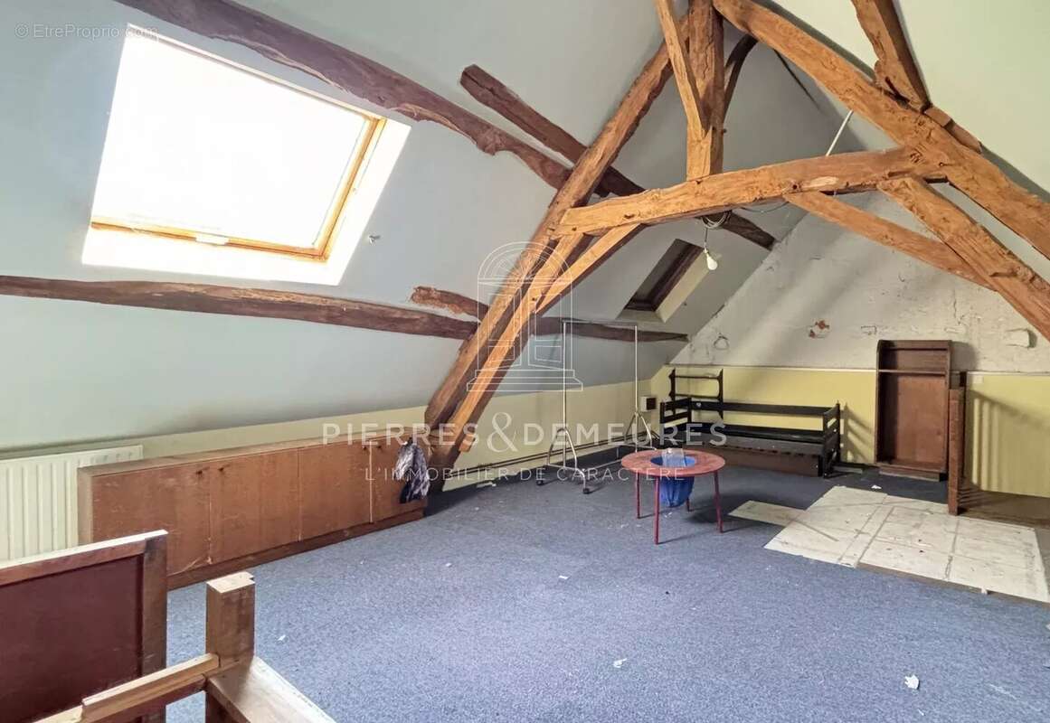 Deux habitats en un pour cette ancienne fermette - photo 9