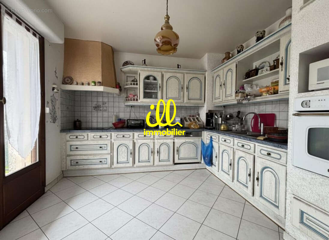 Maison 93 m² à Charleville-Mezieres  - photo 5
