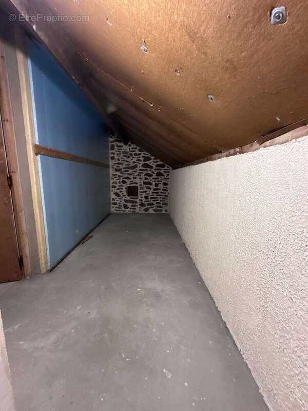 Maison avec jardin et possibilité d'acquisition d'un terrain constructible supplémentaire - photo 9