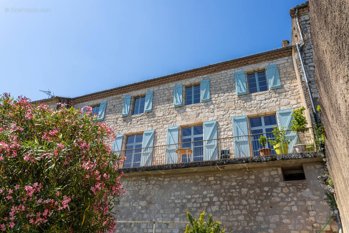 Maison à LAUZERTE