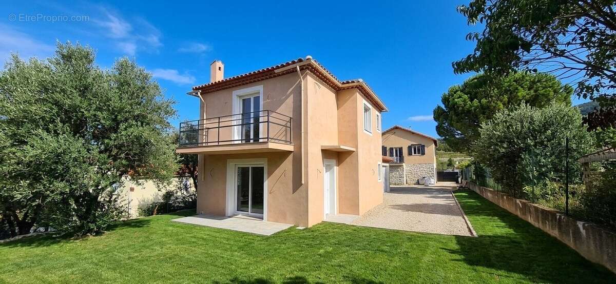 Maison à LEVENS