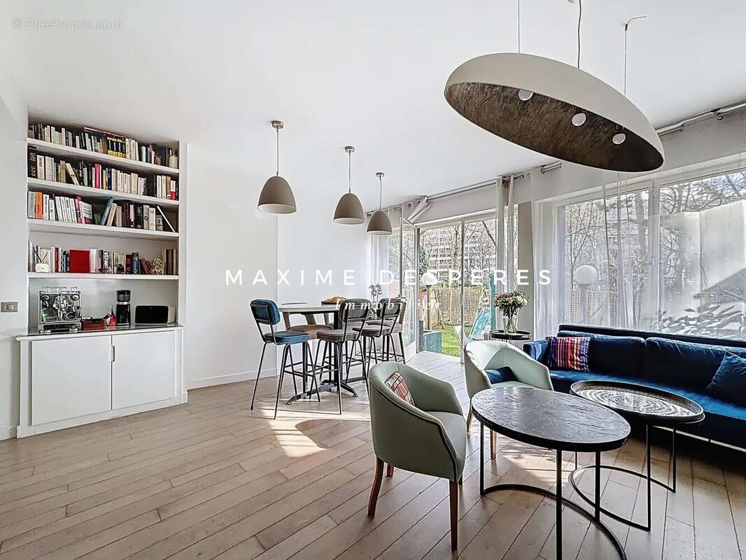 Appartement à NEUILLY-SUR-SEINE