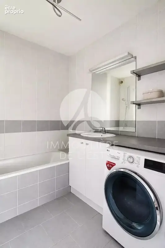 T3 - LYON 8 - 69m² - photo 5