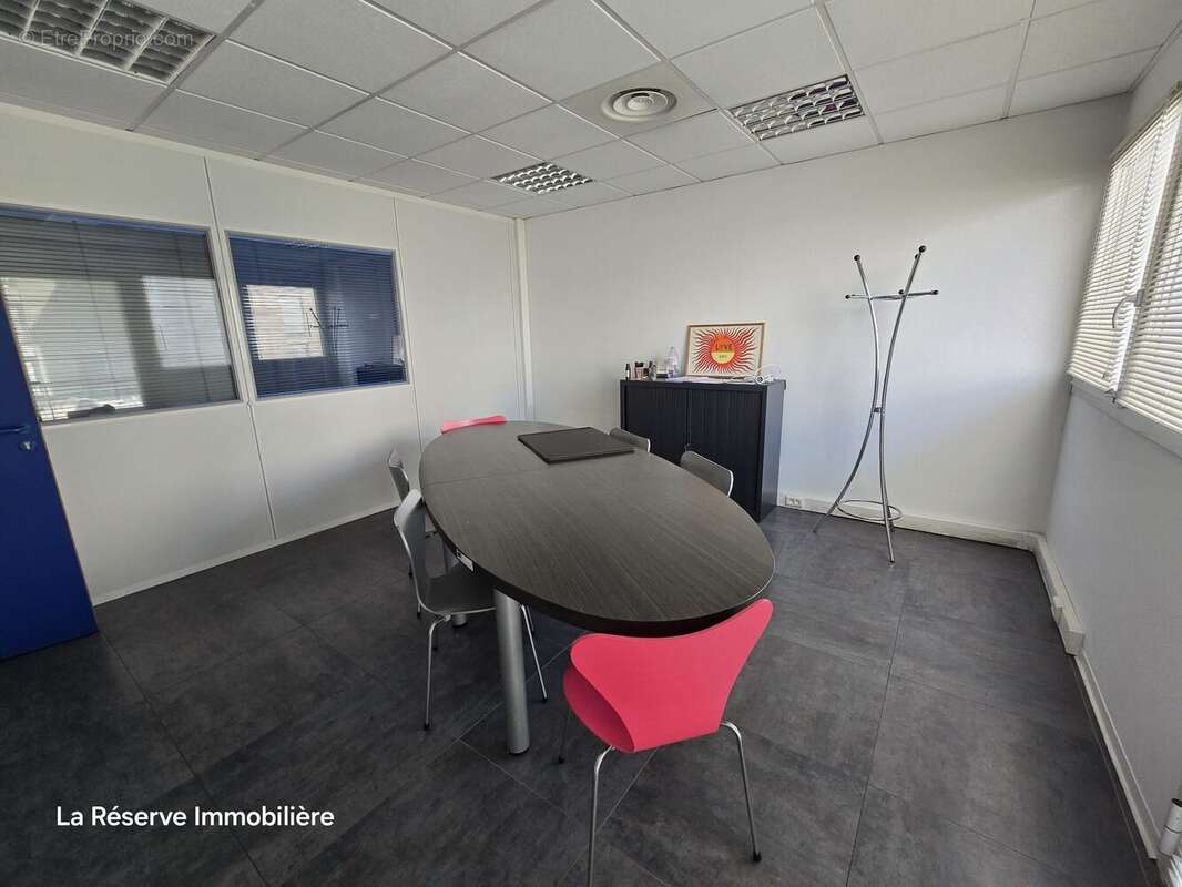 Commerce 162 m² à Avignon  - photo 4