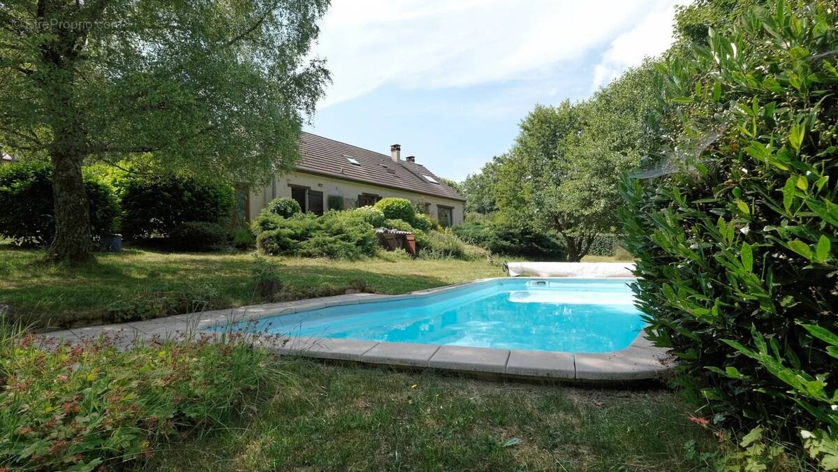 Maison à FACHIN