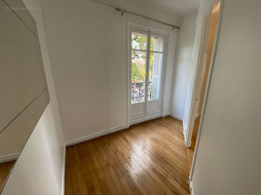 Appartement à PARIS-11E