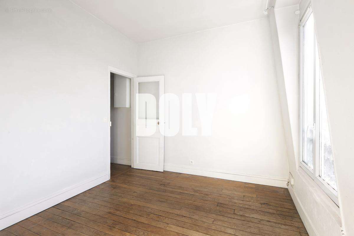 Appartement à PARIS-4E