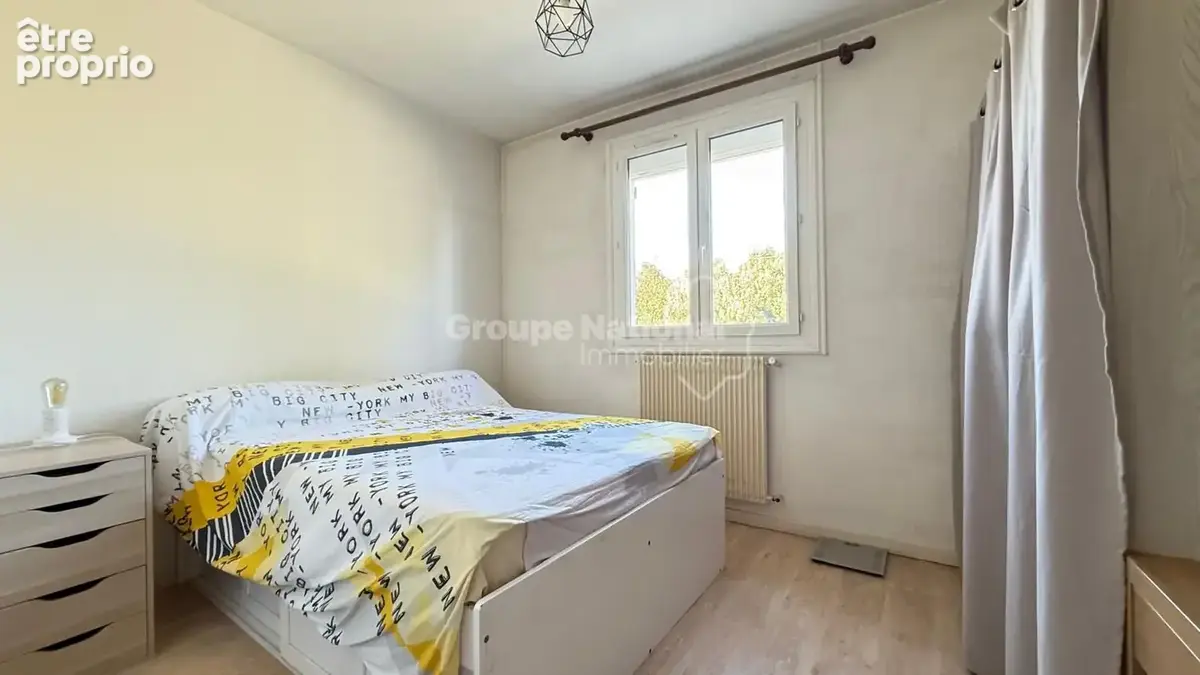 Maison plain pied - Double garage - photo 7