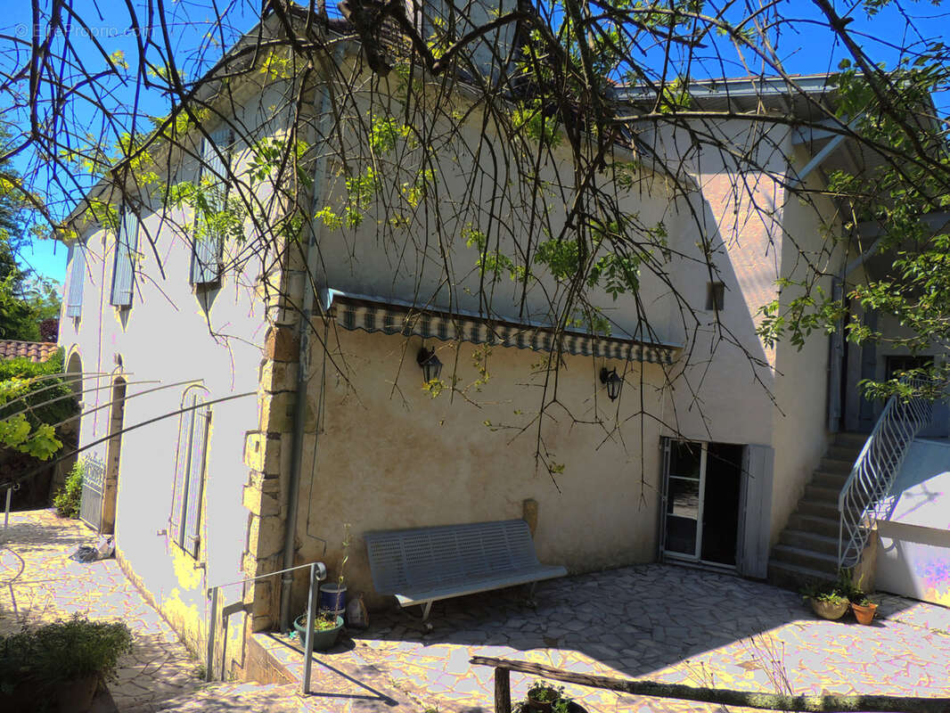 Maison à CASTAGNEDE