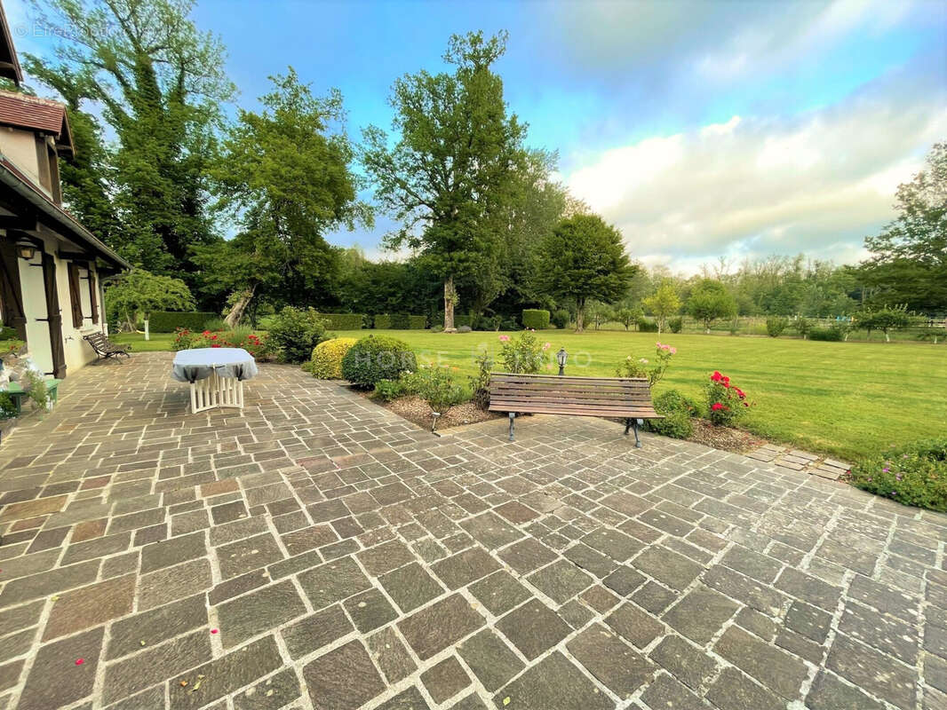 Maison 240 m² à Fontainebleau  - photo 5