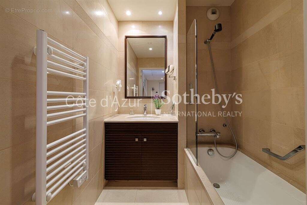 Nice appartement 4 pièces 63 m2 vue mer panoramique terrasse résidence piscine calme - photo 12