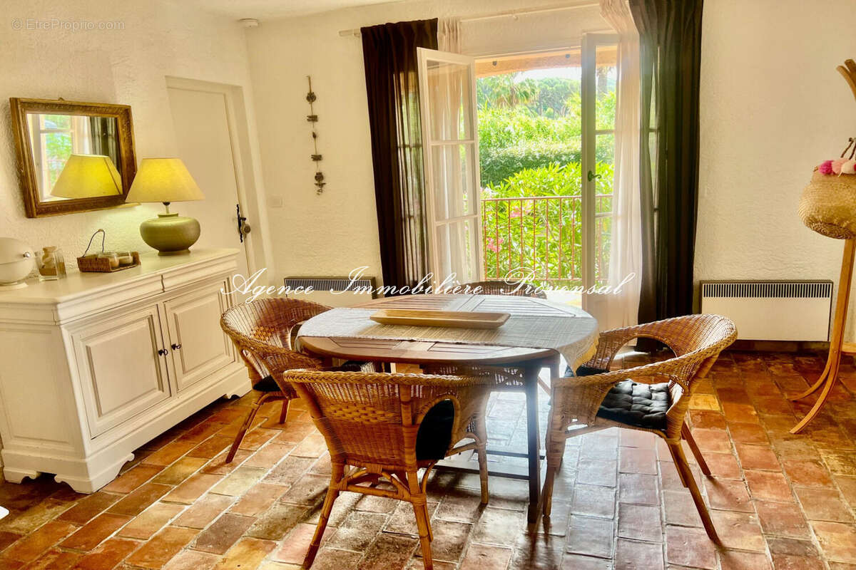 Appartement à LES ISSAMBRES