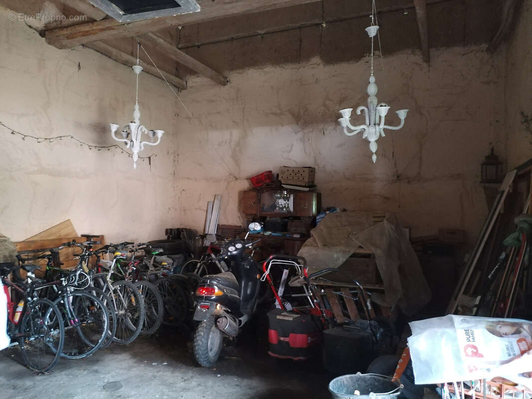 Maison à LA BATIE-DIVISIN