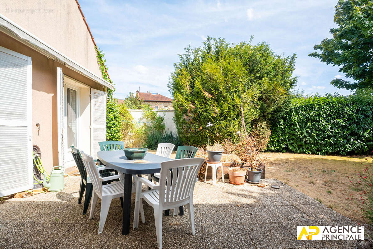 Maison Le Mesnil Le Roi 5 pièce(s) 113.65 m2 - photo 6