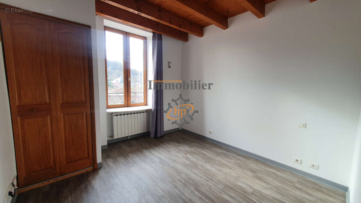 Appartement à SAINT-AFFRIQUE