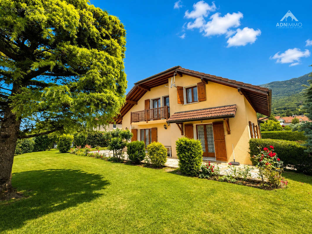 Maison à THOIRY
