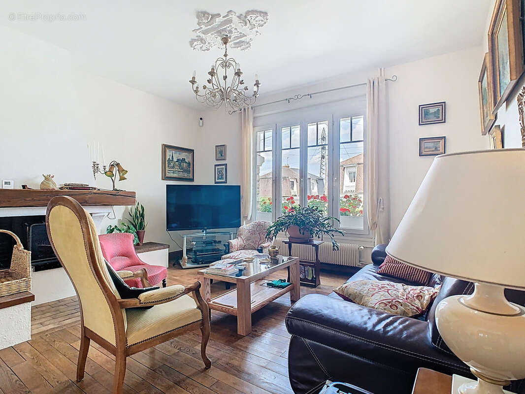 Maison à ISIGNY-SUR-MER