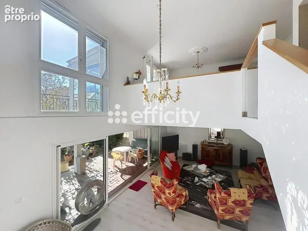 Maison 6 pièces 163 m² à vendre à Chambray-Les-Tours (37170) - photo 1