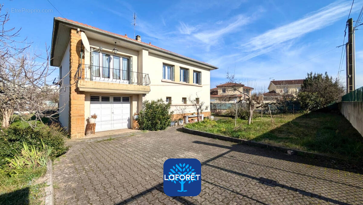 Maison à SAINT-PRIEST