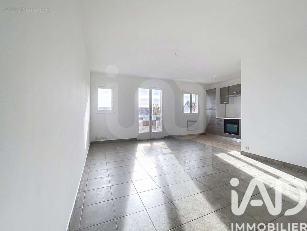 Photo 2 - Appartement à PONTAULT-COMBAULT