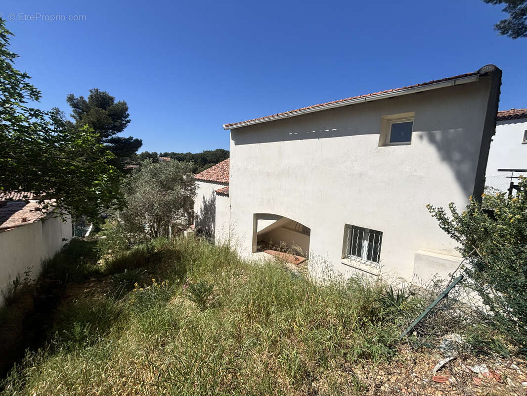Maison à ENSUES-LA-REDONNE
