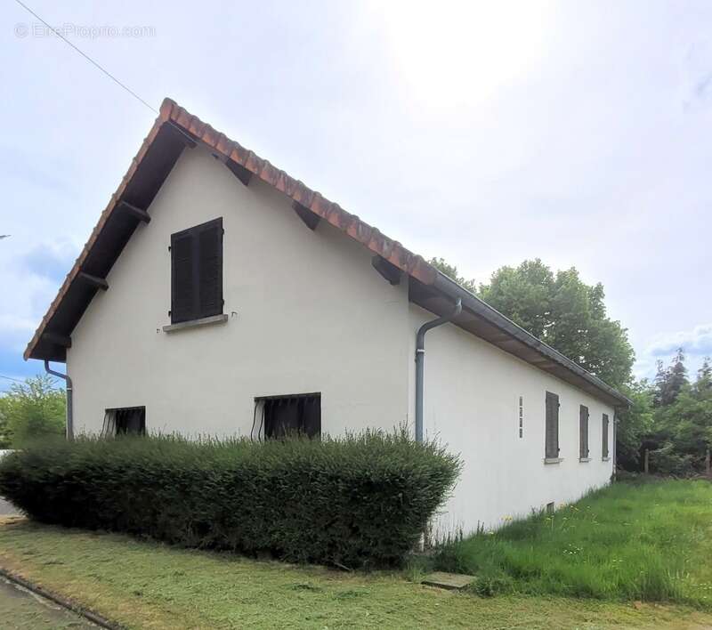 Maison à SAINT-GEORGES-DE-MONS