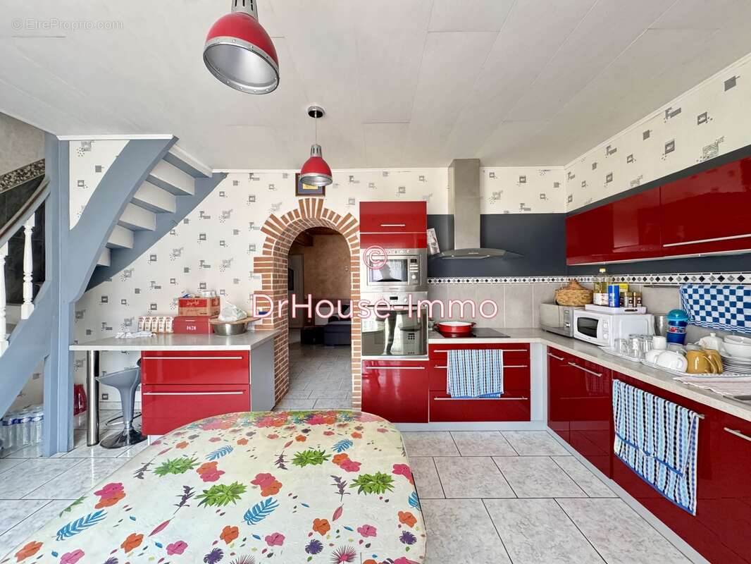 Maison à CORBEILLES