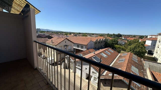 Proche gare, appartement rénové, 2 chambres, garage, balcons, climatisation - photo 10