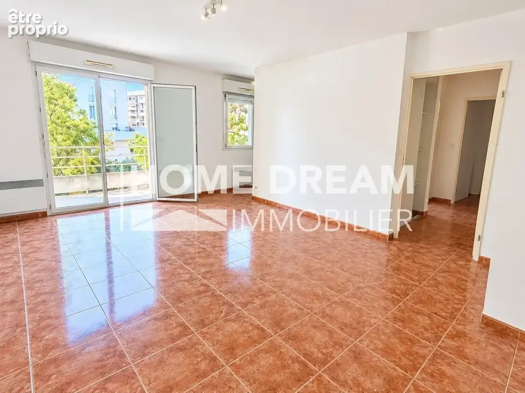 Appartement 2 pièces 44 m² à vendre à La Seyne-Sur-Mer (83500) - photo 2