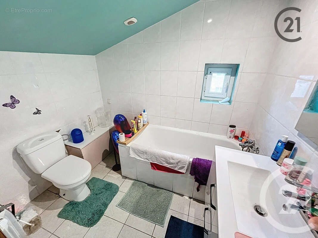 Maison à LA CHAUSSEE-SUR-MARNE