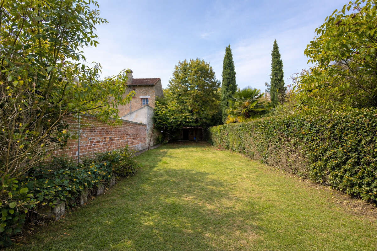 Jardin GPT - Maison à BRUNOY