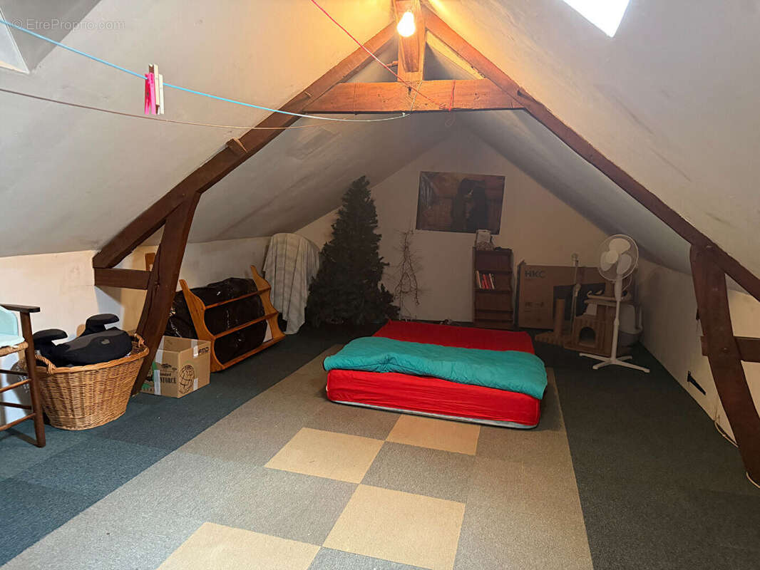 Maison à LA NEUVILLE-BOSMONT