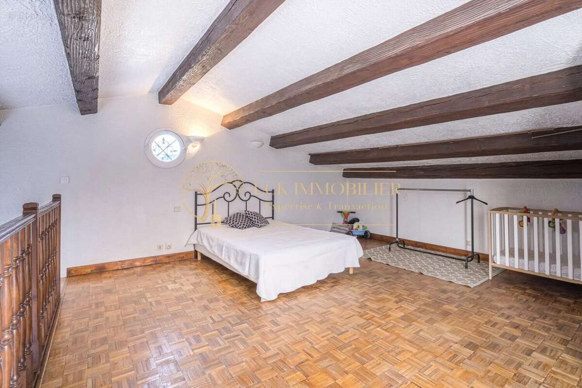 Maison à FREJUS