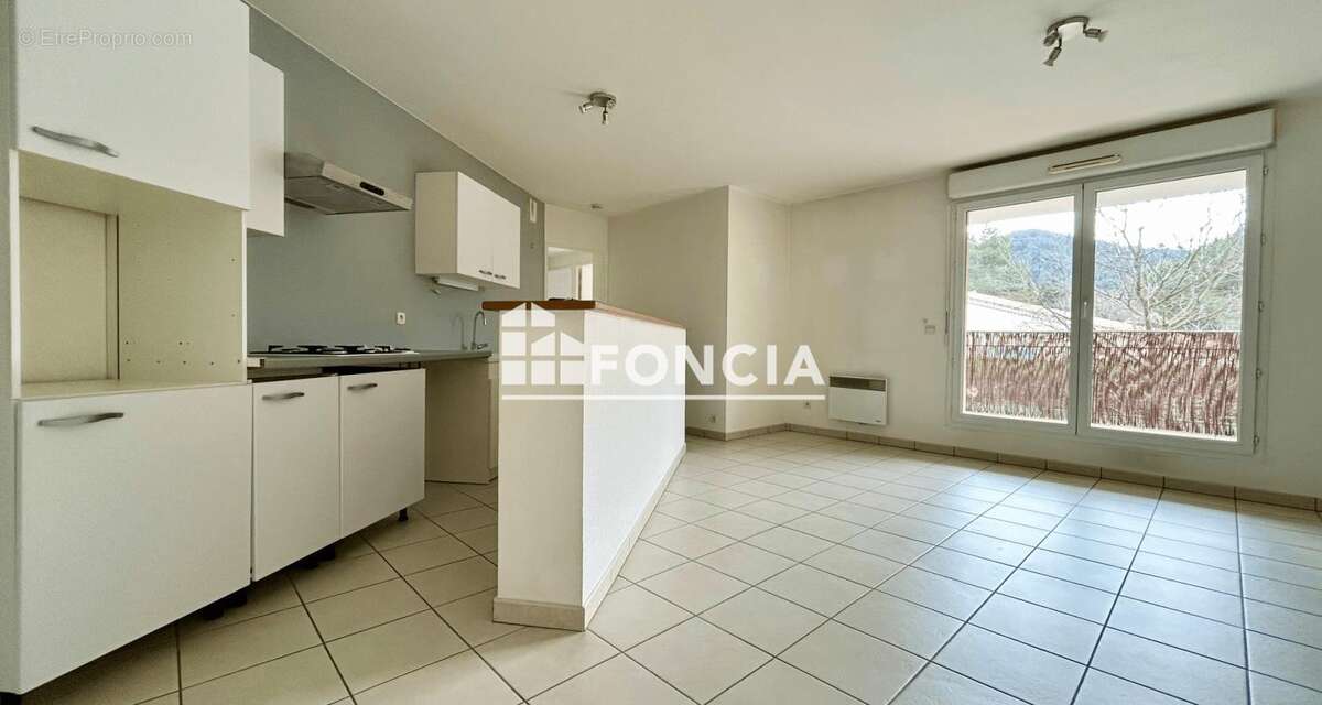 Appartement à PERTUIS