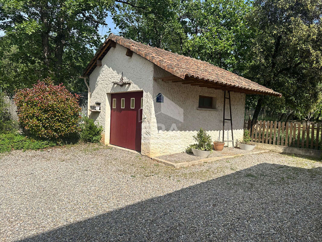 Maison 160m² à saint-maximin-la-sainte-baume - photo 13