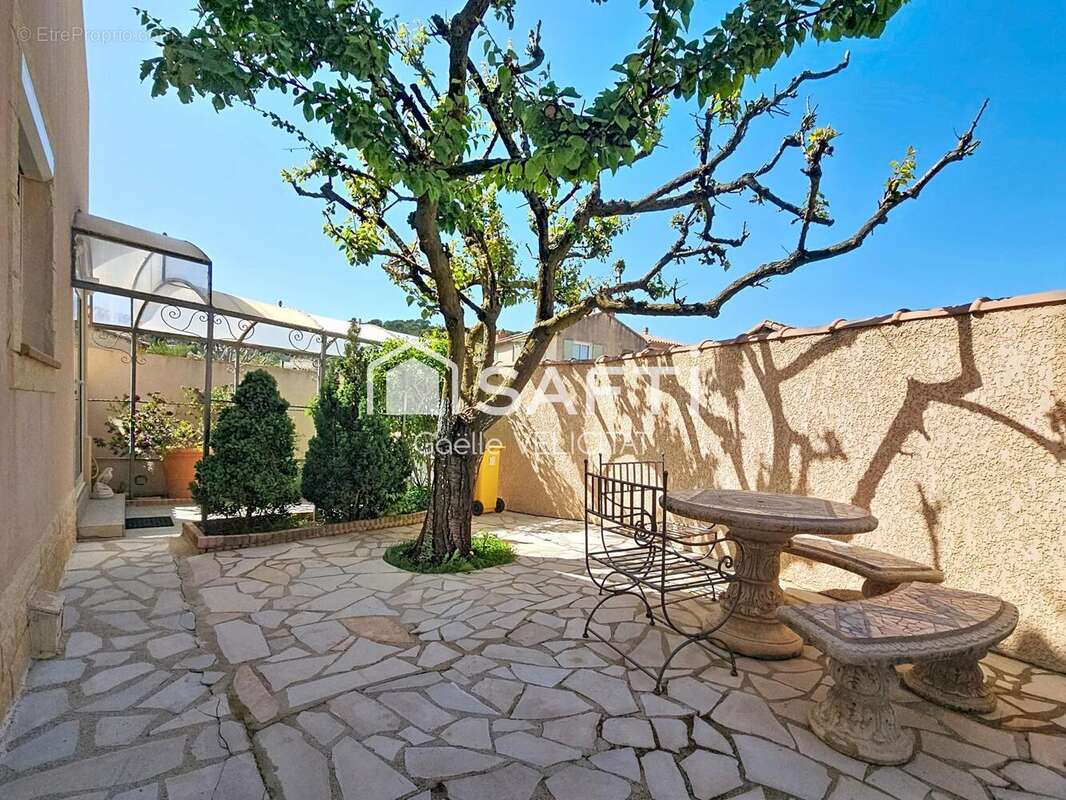 Photo 4 - Maison à MARSEILLE-13E