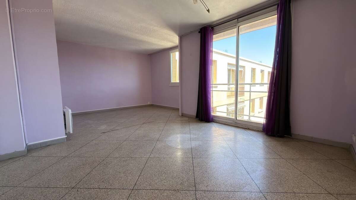Appartement à MARSEILLE-10E