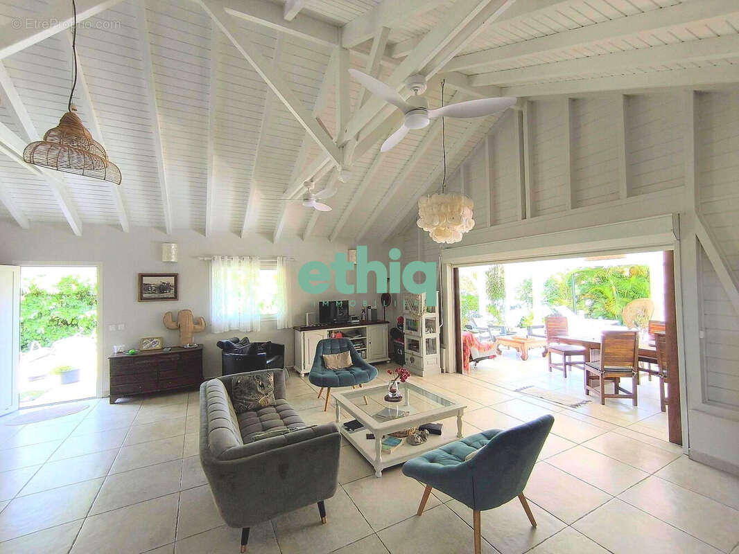 Maison à SAINT-FRANCOIS