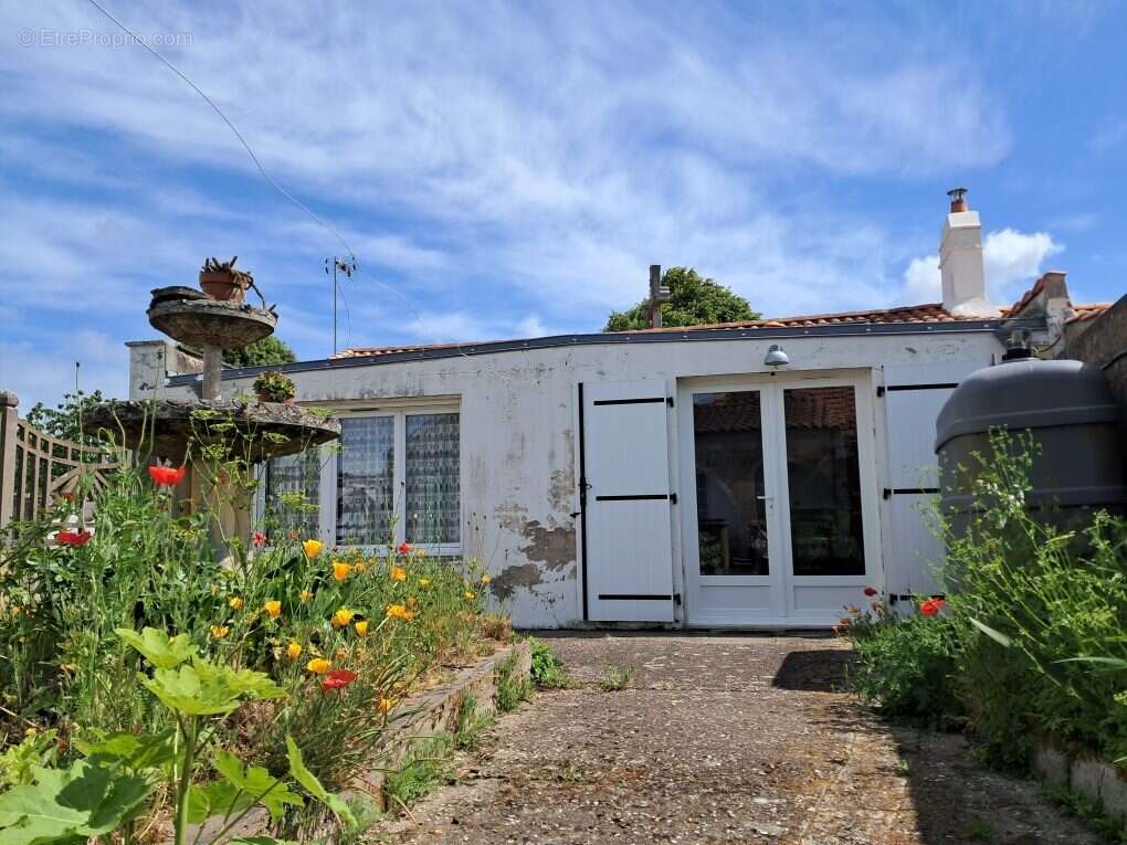 Maison à BOUIN