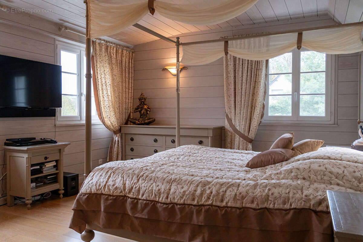 Maison à MONTIVILLIERS