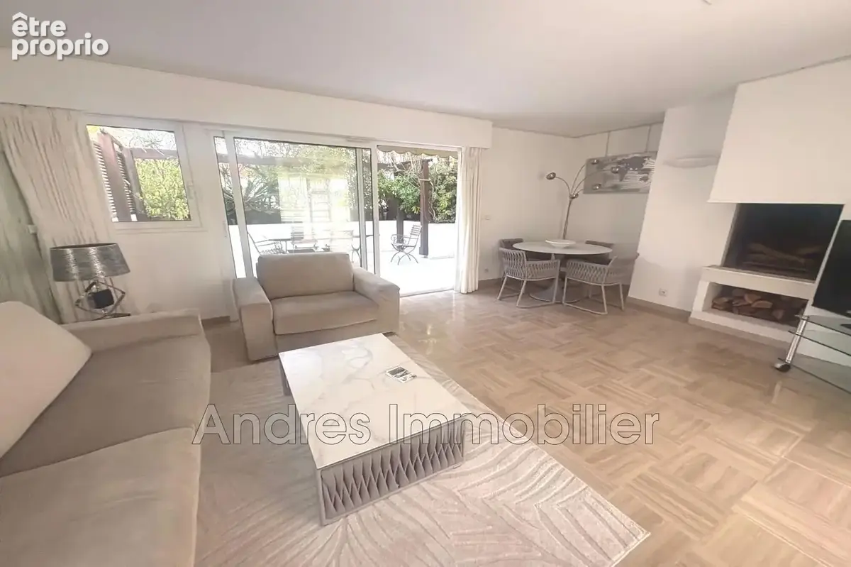 Appartement 5 pièces 115 m² à vendre à Cannes (06400) - photo 2
