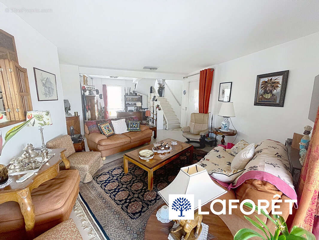 Bien d'exception - duplex toit-terrasse vue mer - secteur vespins - cagnes sur mer - photo 7