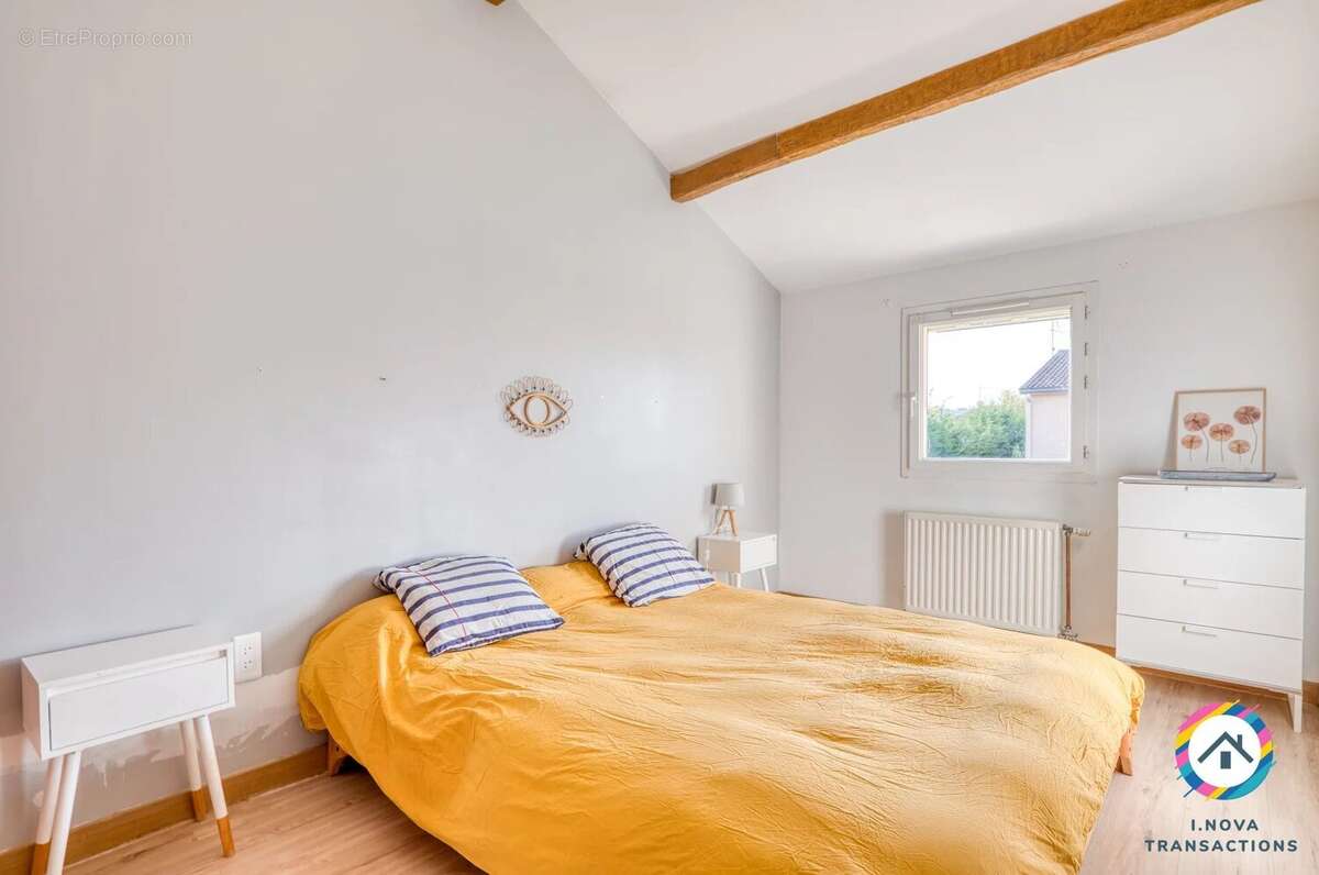 Maison à VILLEFRANCHE-SUR-SAONE