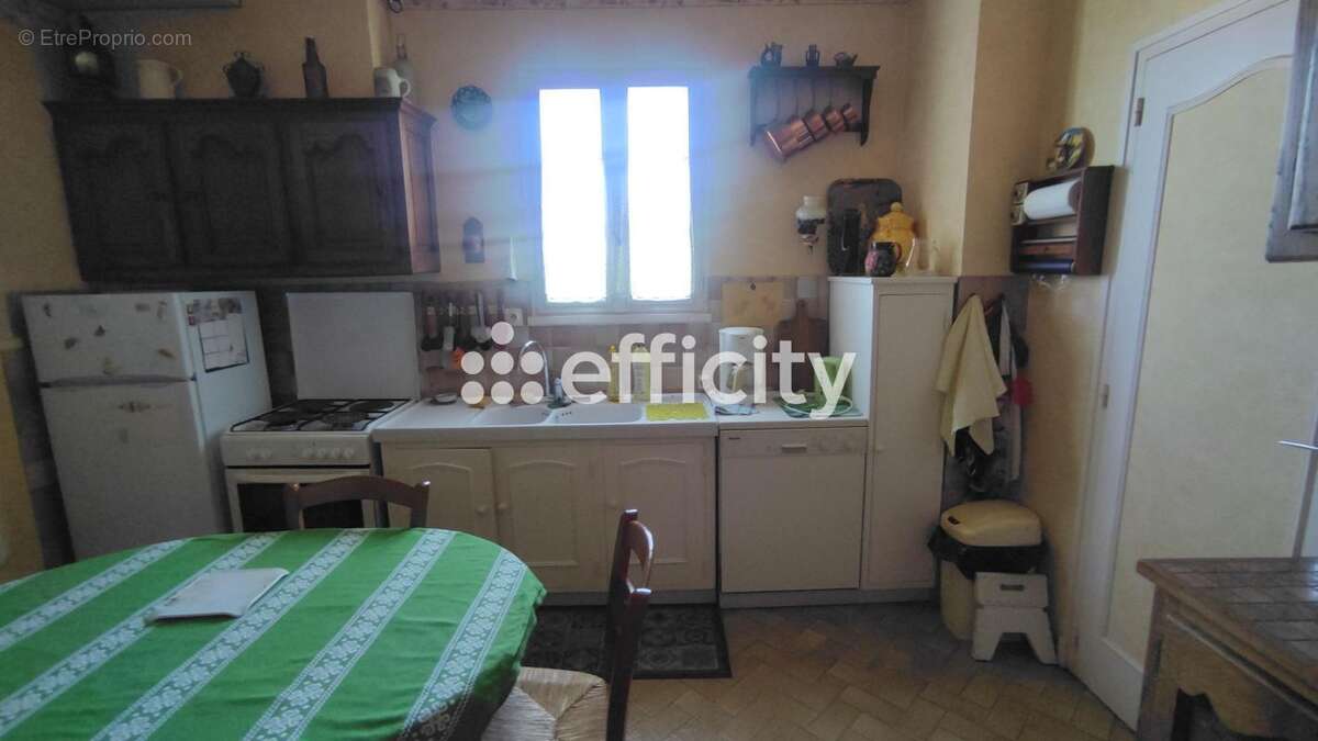 Maison 112 m² à Saint-Bonnet-L'enfantier  - photo 8