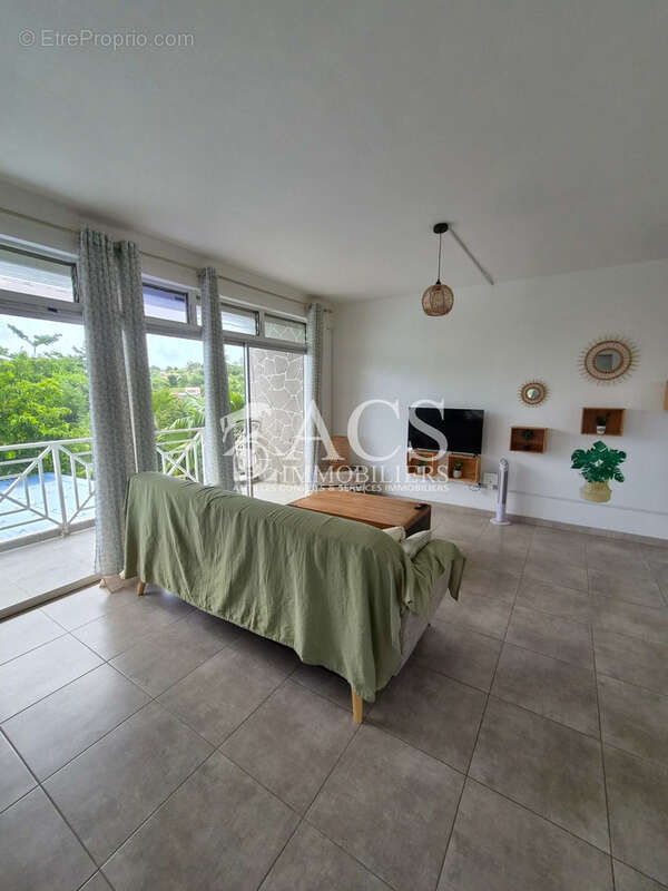 Maison F4 + F5 meublé et équipée en très bon état. - photo 26